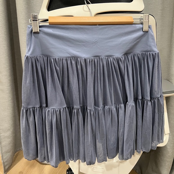Blogilates x Target Blue Ruffle Skort - Large - Picture 2 of 4